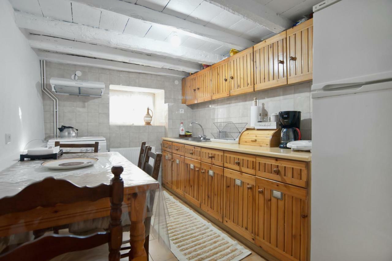 Elia Apartments Chrisso Delphi Zewnętrze zdjęcie